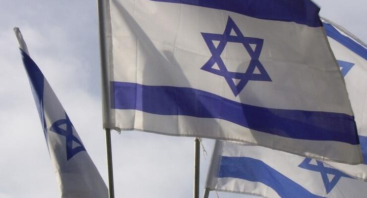 Anti-Government Protesters are Reclaiming the Israeli Flag from the Far-Right ‘Flag Day’ Zealots